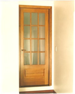Porta interna para vidro com almofada inferior